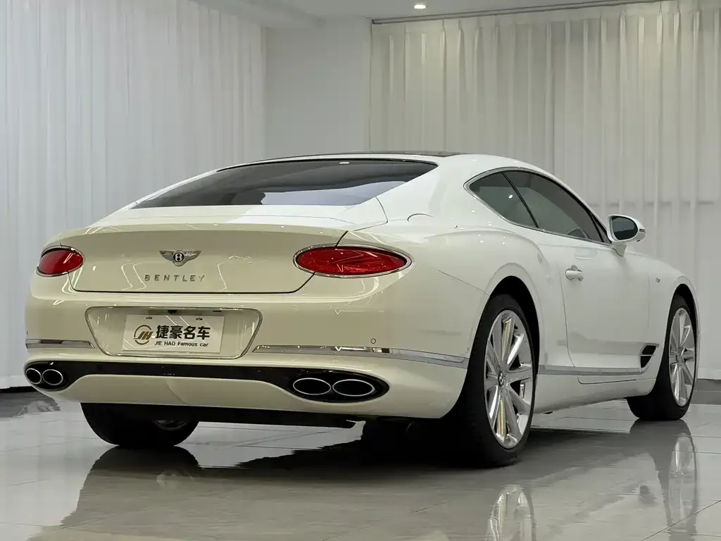 Bentley Continental 2023 из CN, фото 8