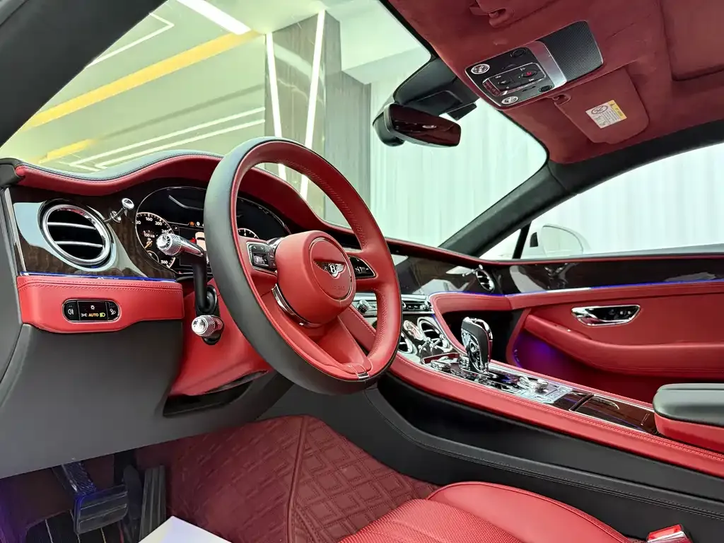 Bentley Continental 2023 из CN, фото 4