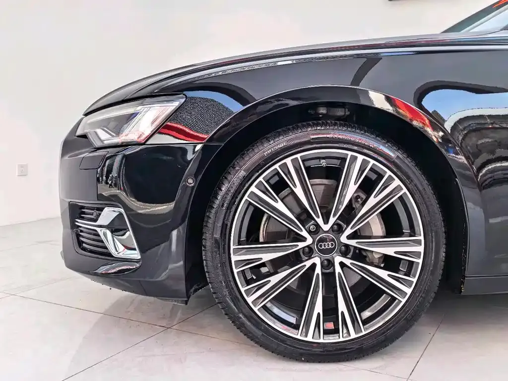 Audi A6L 2022 из CN, фото 9