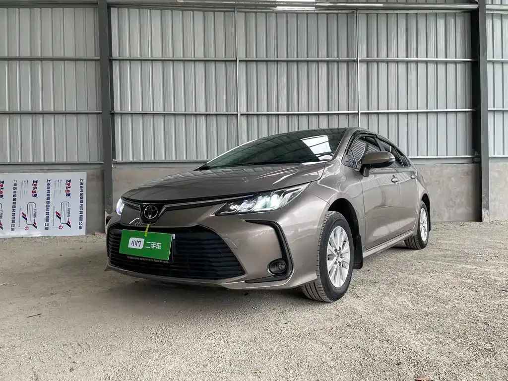 Toyota Corolla 2022 из CN, фото 1