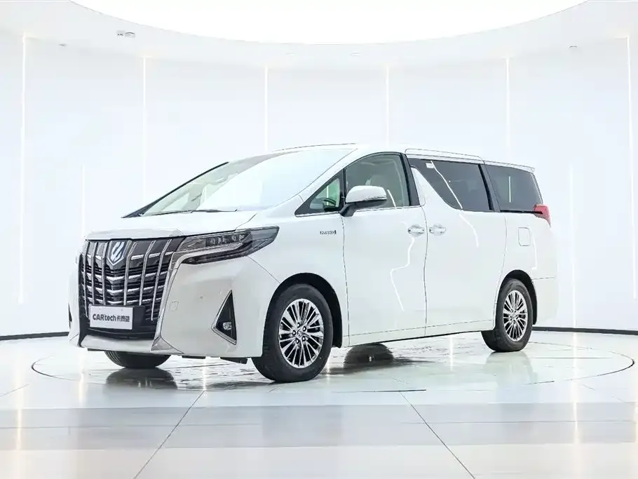 Toyota Alphard 2023 из CN, фото 1