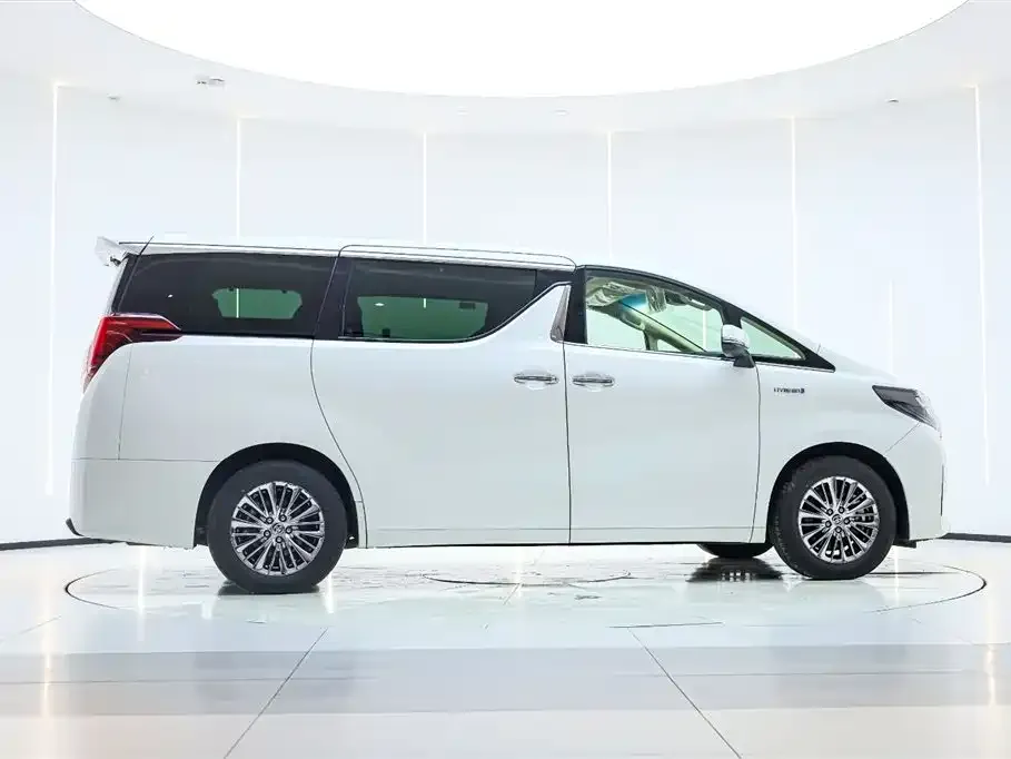 Toyota Alphard 2023 из CN, фото 6