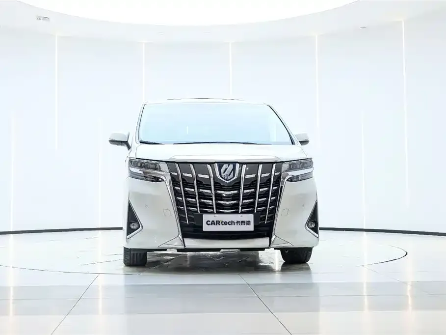 Toyota Alphard 2023 из CN, фото 7