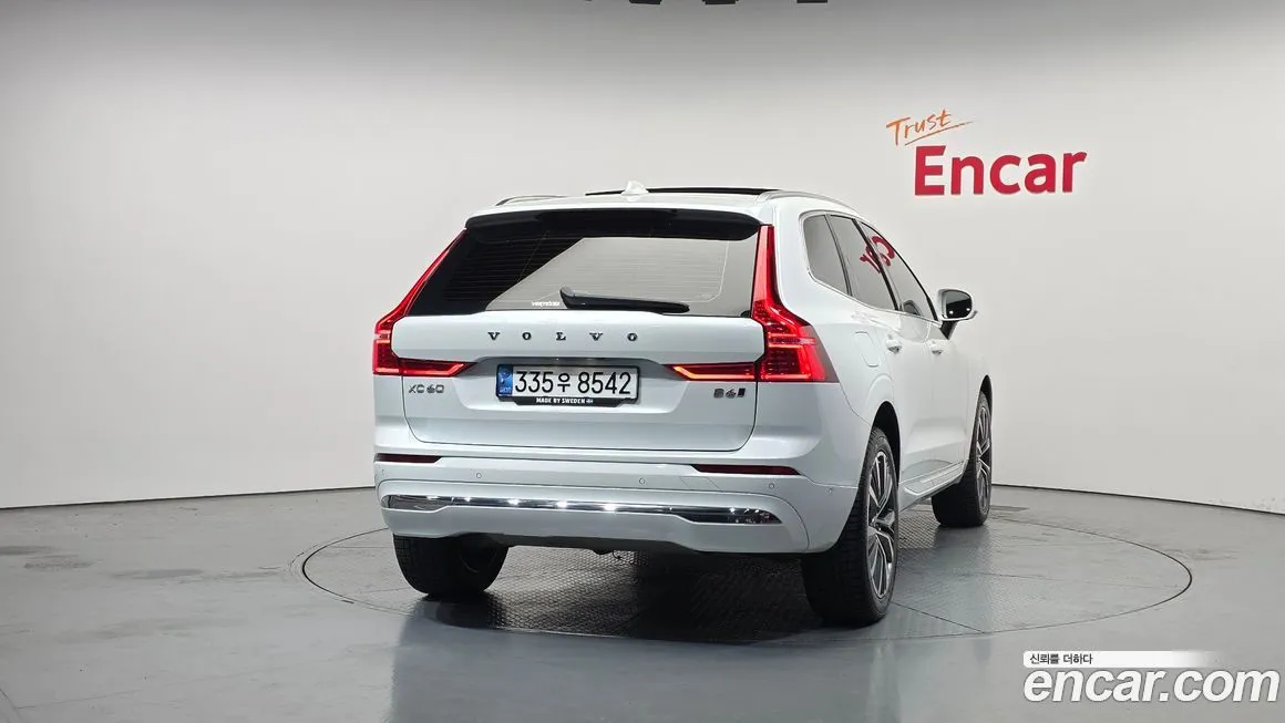 Volvo XC60 2022 из KR, фото 3