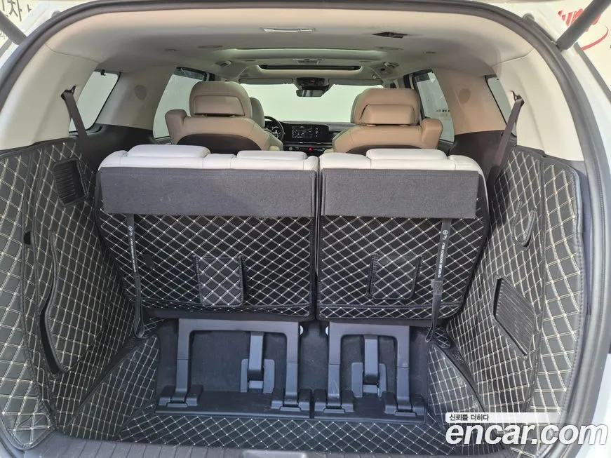 Kia Carnival — фото 7