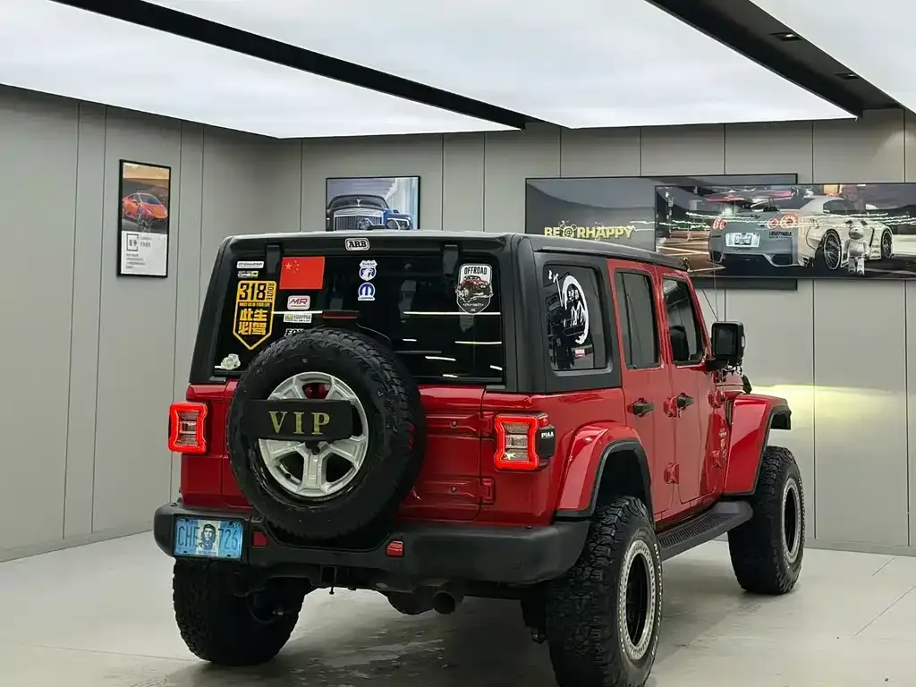 Jeep Wrangler — фото 4