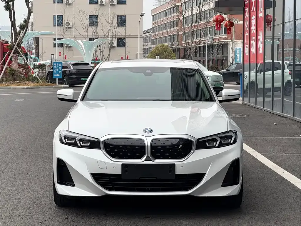 BMW i3 — фото 9