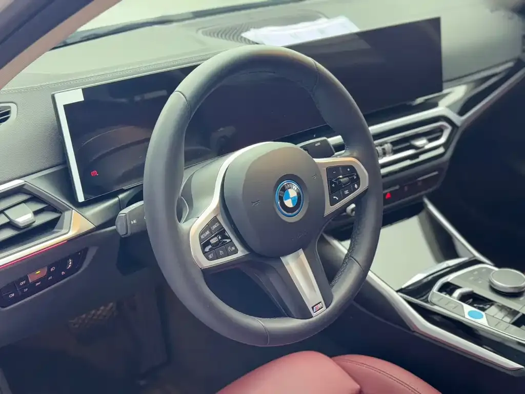 BMW i3 — фото 7