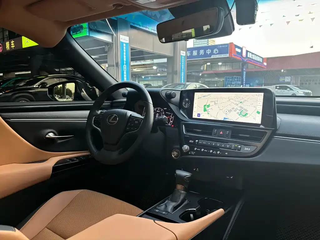 Lexus ES 2023 из CN, фото 7