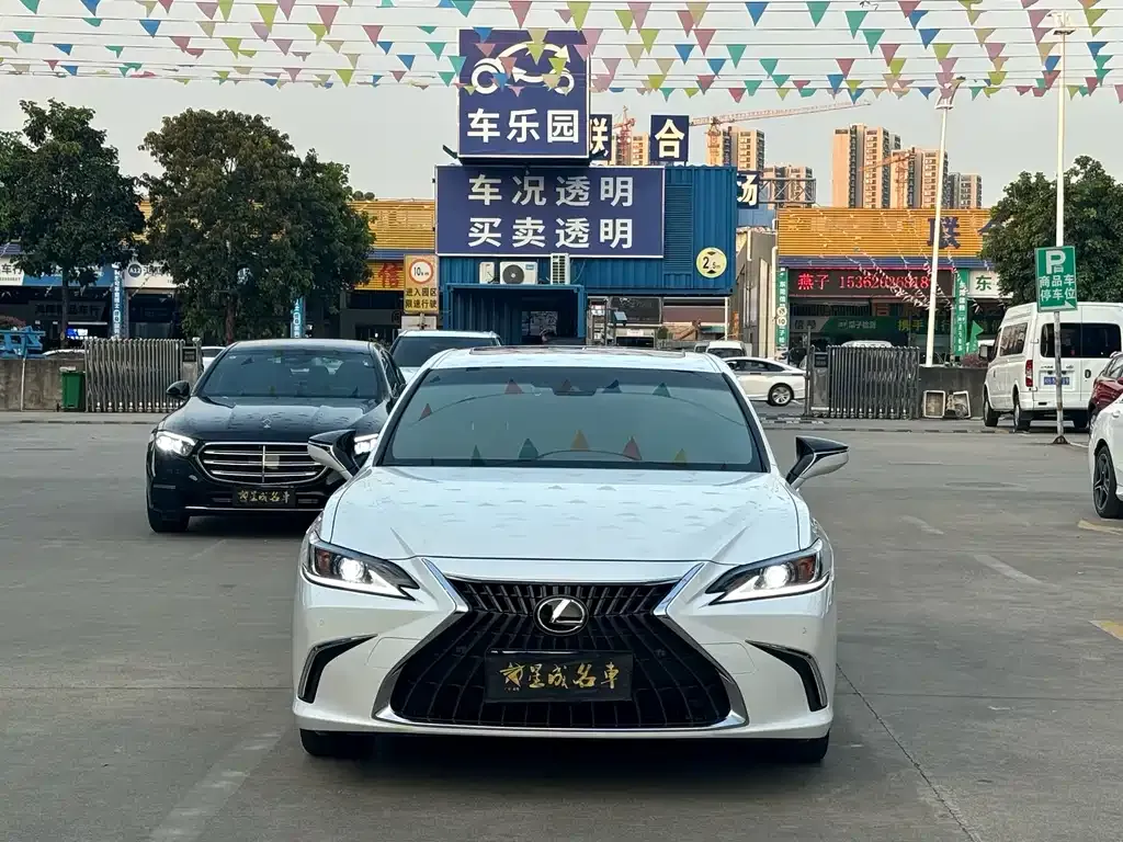 Lexus ES 2023 из CN, фото 5
