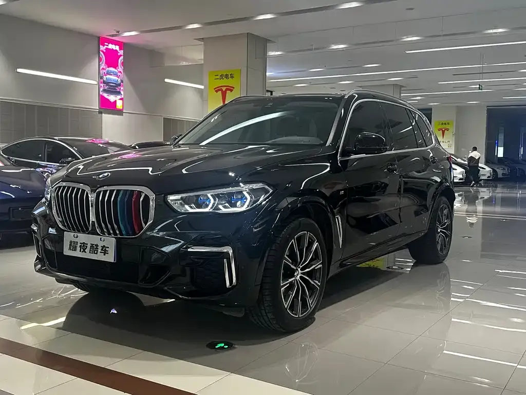 BMW X5 — фото 1