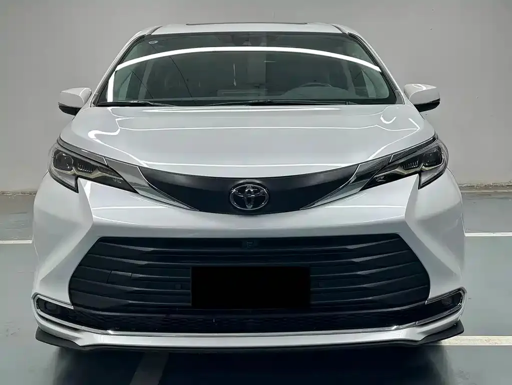 Toyota Sienna 2025 из CN, фото 4