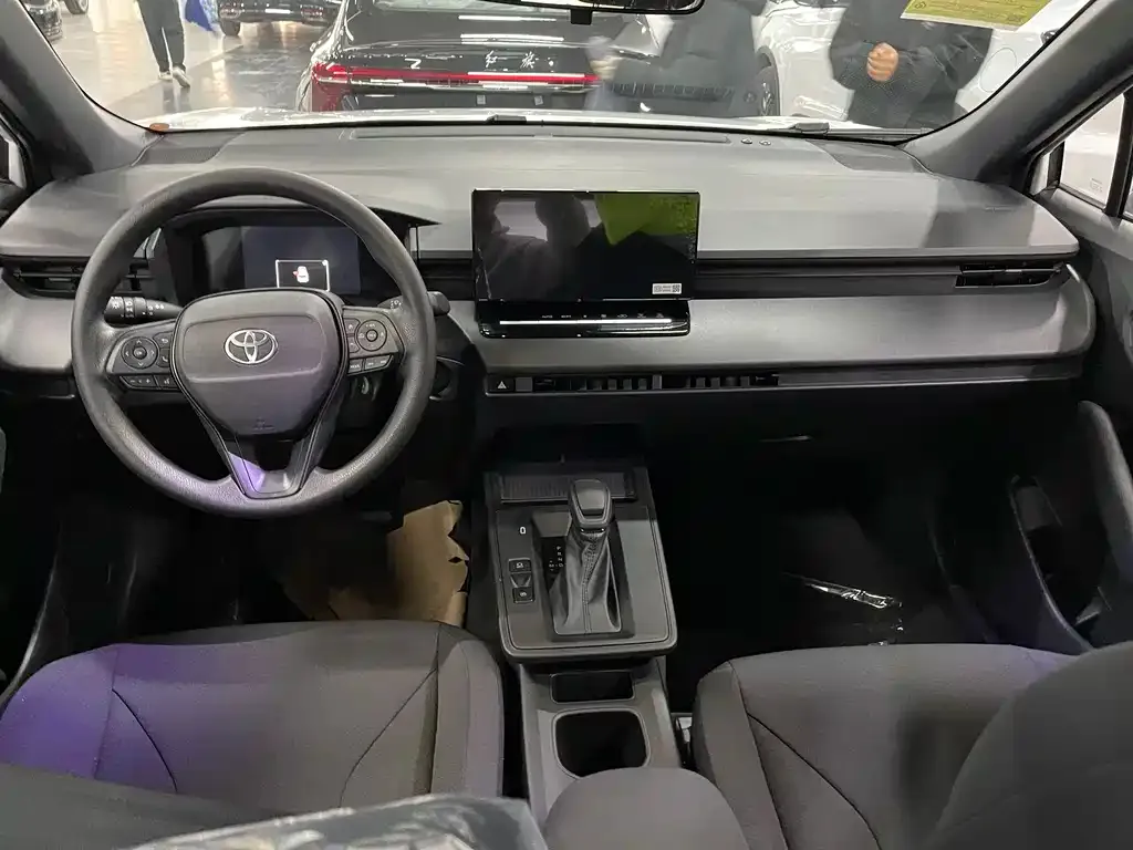 Toyota Corolla Cross 2026 из CN, фото 7