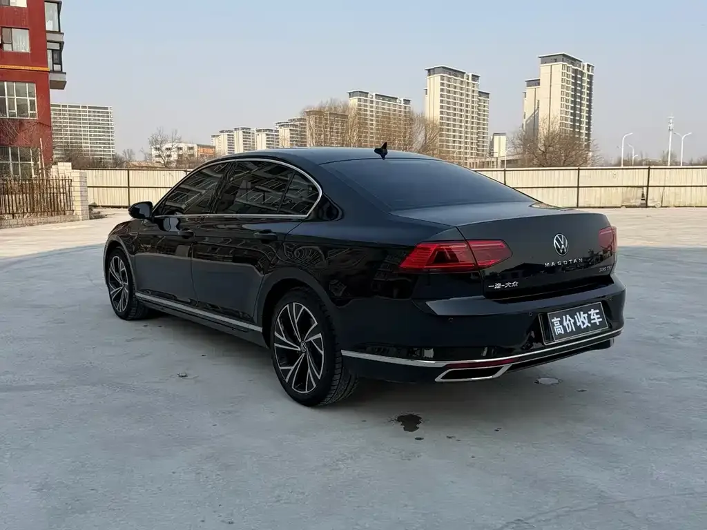 Volkswagen Magotan 2022 из CN, фото 10