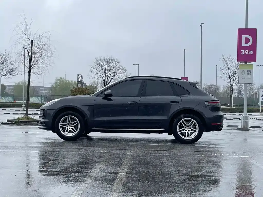 Porsche Macan — фото 2
