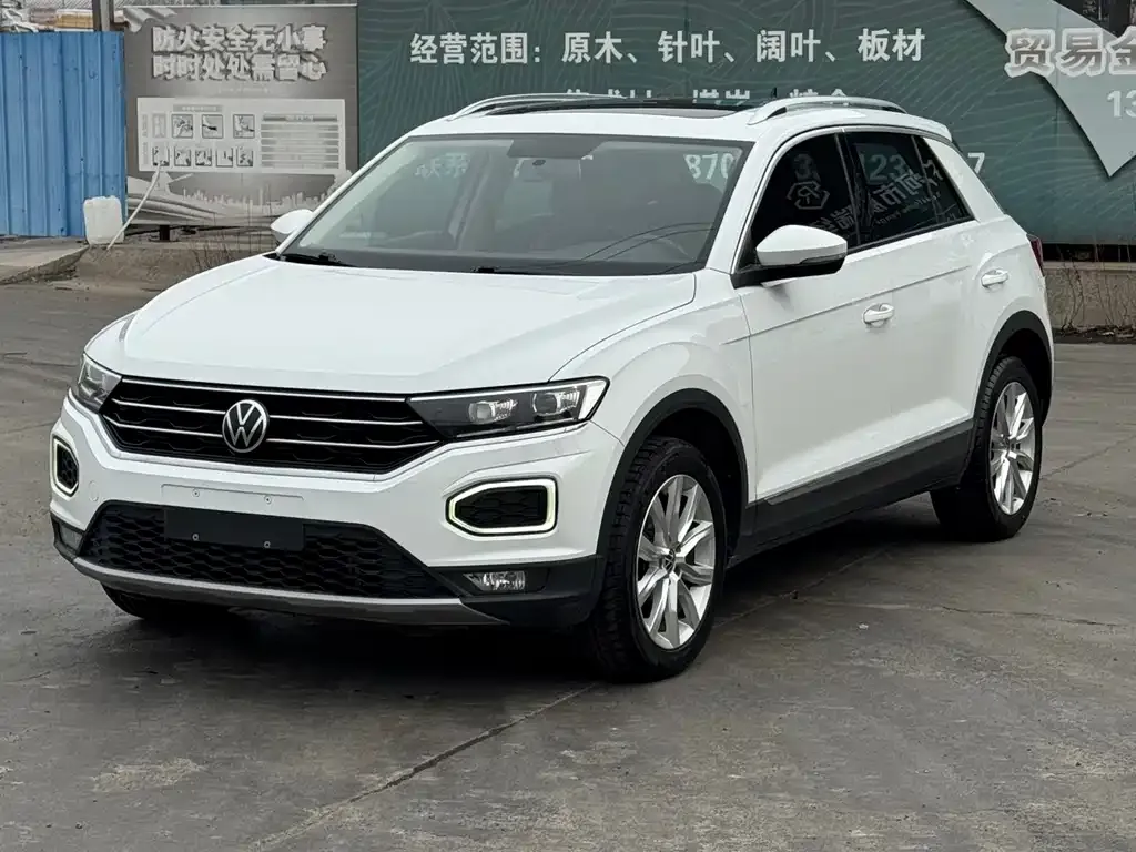 Volkswagen T-Roc 2023 из CN, фото 1