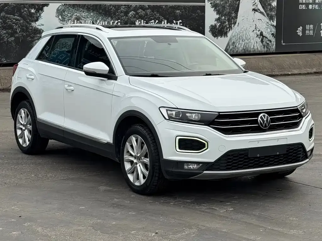 Volkswagen T-Roc 2023 из CN, фото 8