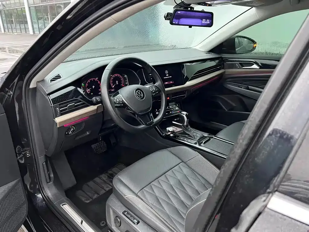 Volkswagen Passat 2021 из CN, фото 3
