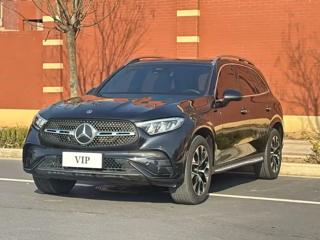 Mercedes-Benz GLC — фото 1