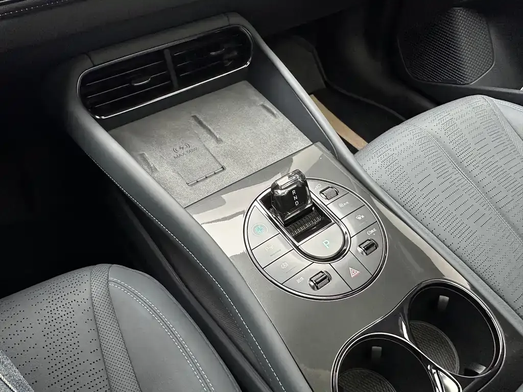 BYD Seal 06GT — фото 8