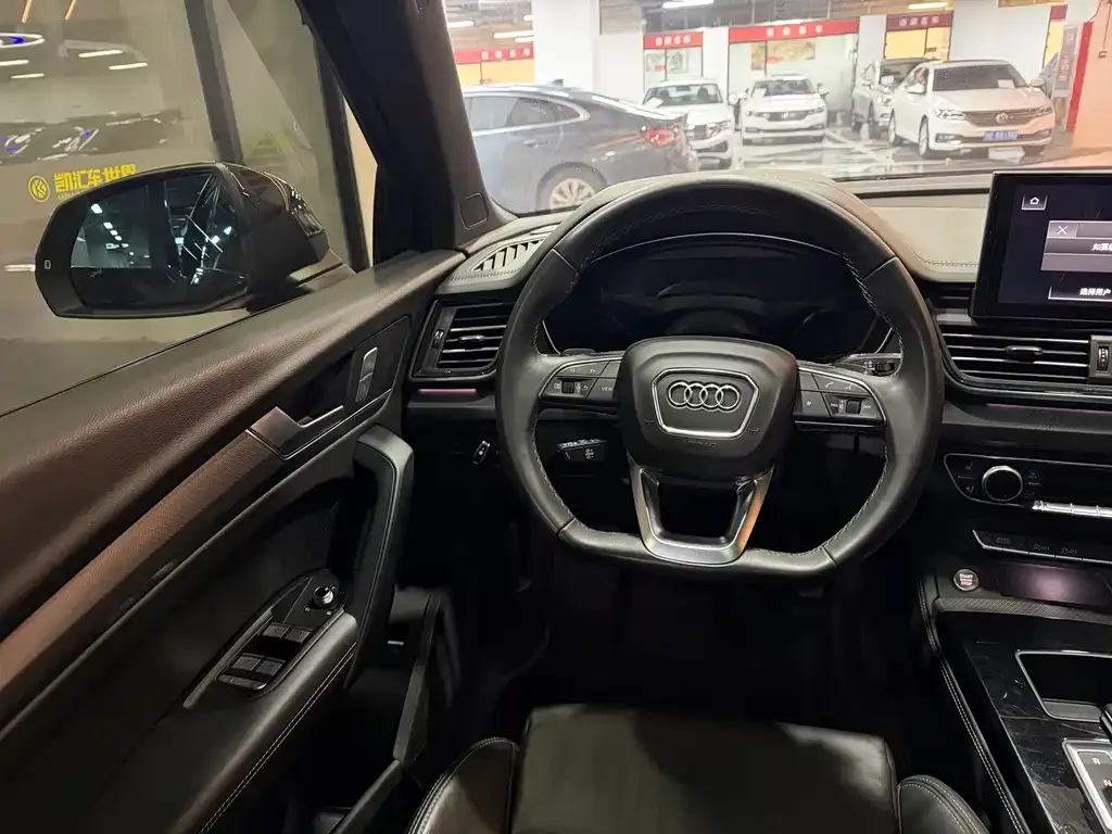 Audi Q5L 2023 из CN, фото 7