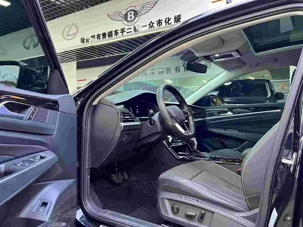 Volkswagen Passat — фото 7