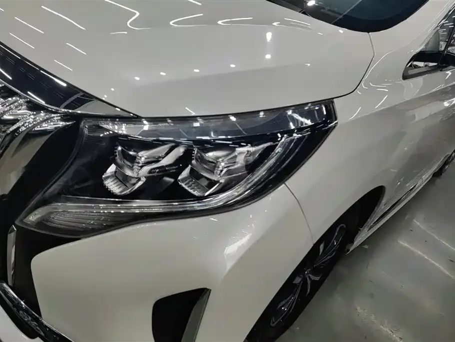 GAC Motor Trumpchi M8 — фото 3