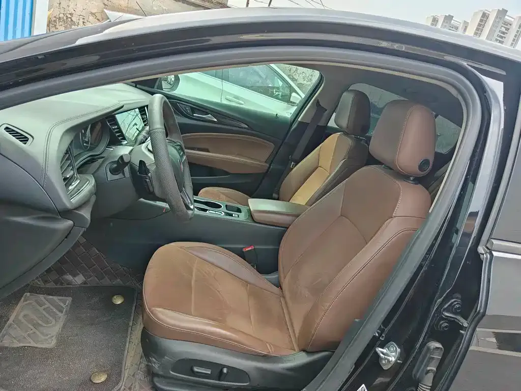 Buick Regal — фото 5