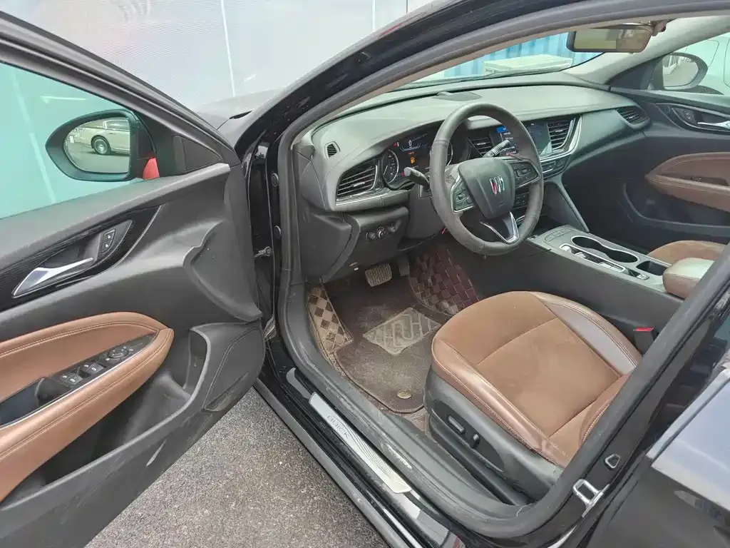 Buick Regal — фото 9