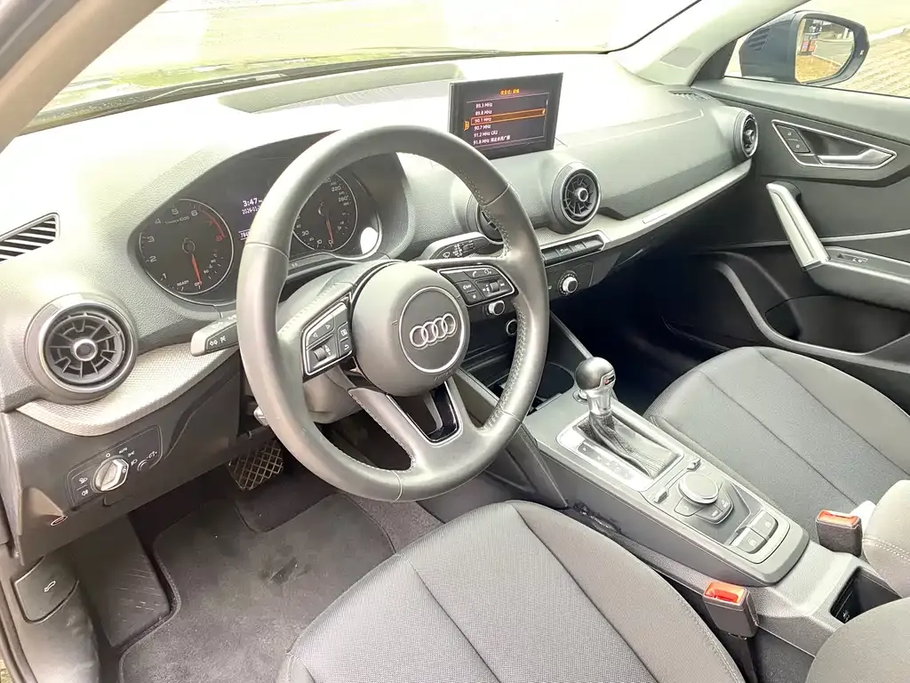 Audi Q2L 2021 из CN, фото 8