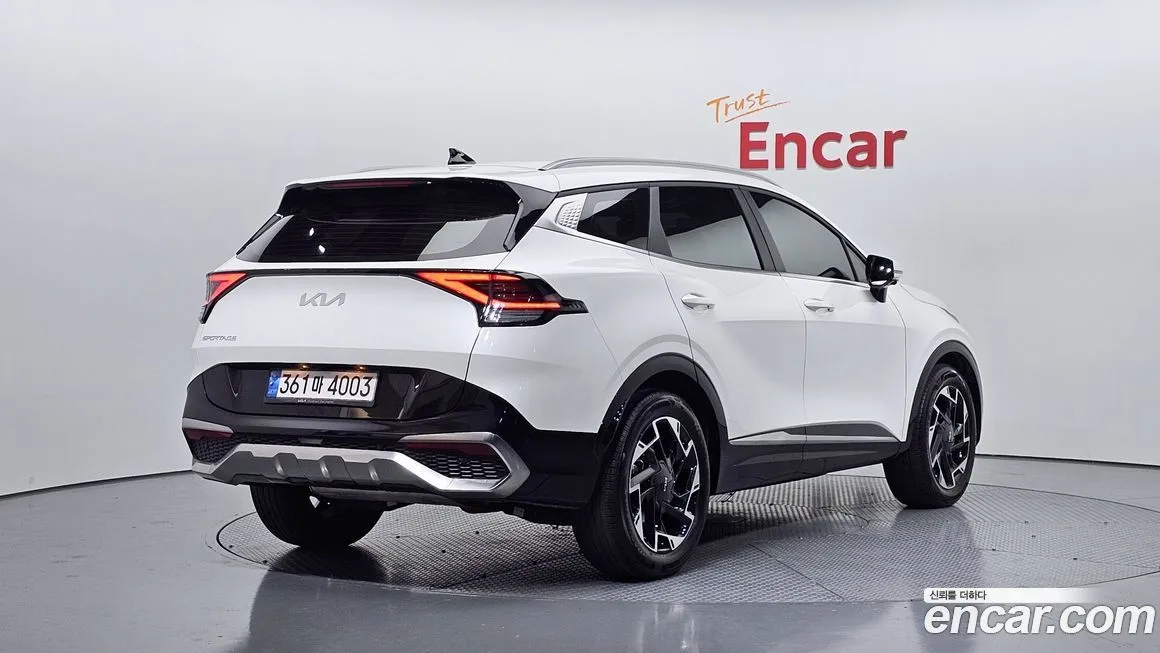 Kia Sportage — фото 8