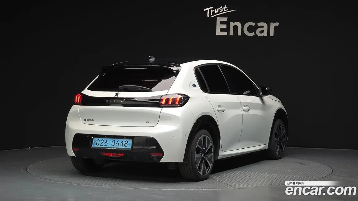 Peugeot 208 2022 из KR, фото 4