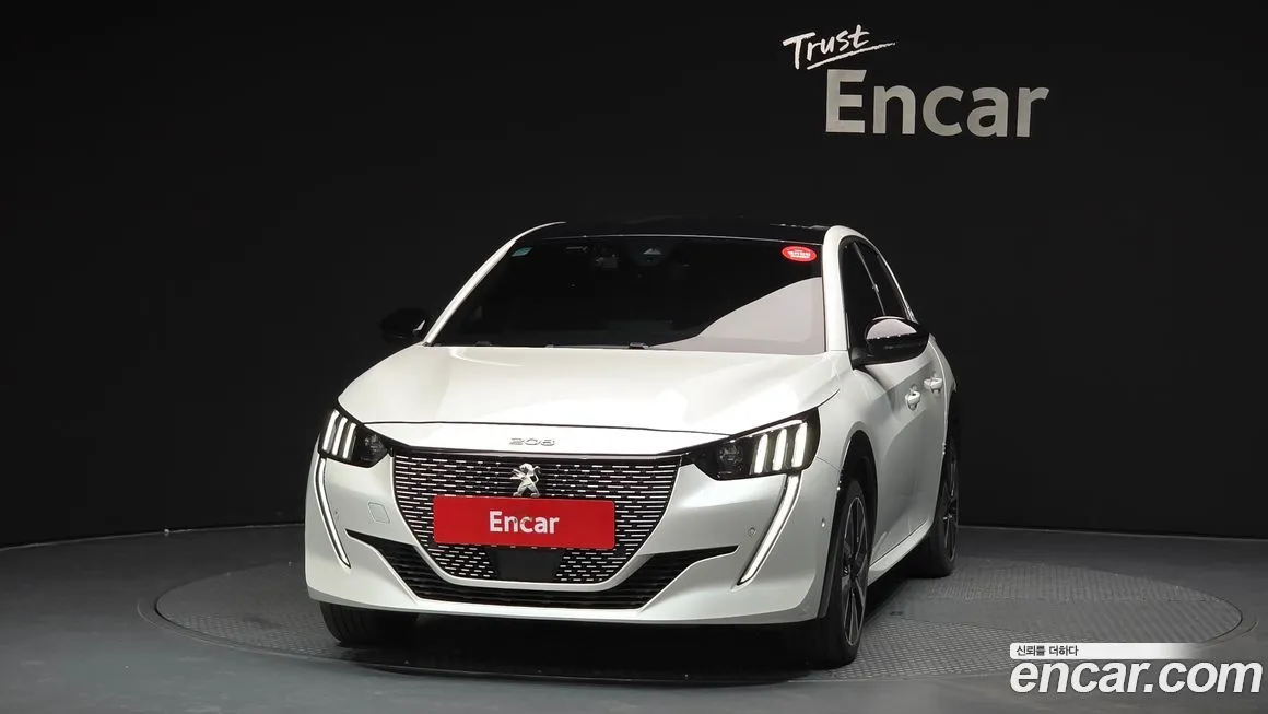 Peugeot 208 2022 из KR, фото 6