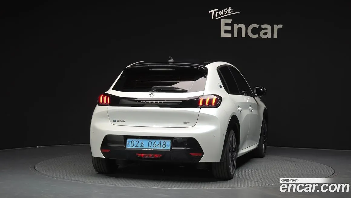 Peugeot 208 2022 из KR, фото 2