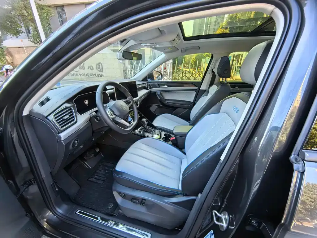 Volkswagen GTE PHEV 2024 из CN, фото 6