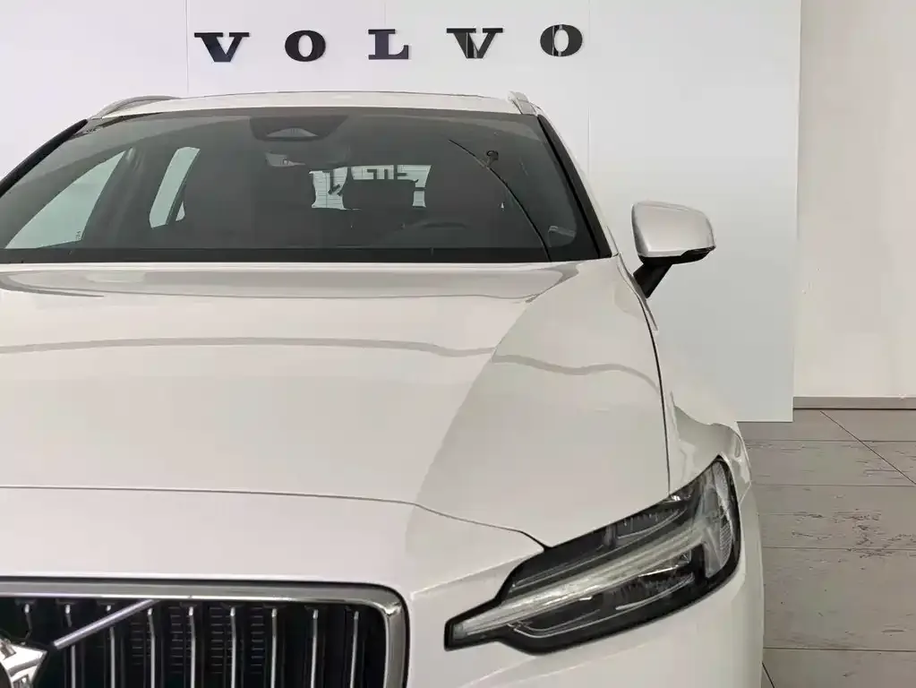 Volvo V60 — фото 2