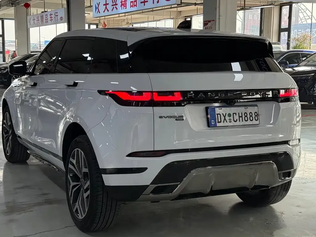 Land Rover Evoque — фото 8
