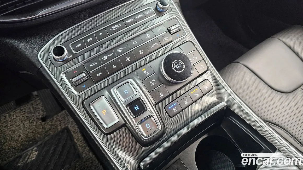 Hyundai Santafe — фото 9
