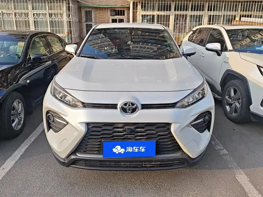 Toyota Wildlander 2023 из CN, фото 7