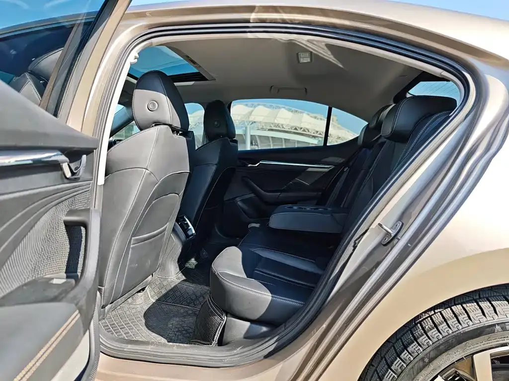Skoda Octavia 2021 из CN, фото 8