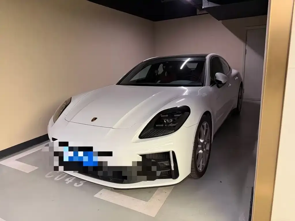 Porsche Panamera 2025 из CN, фото 1