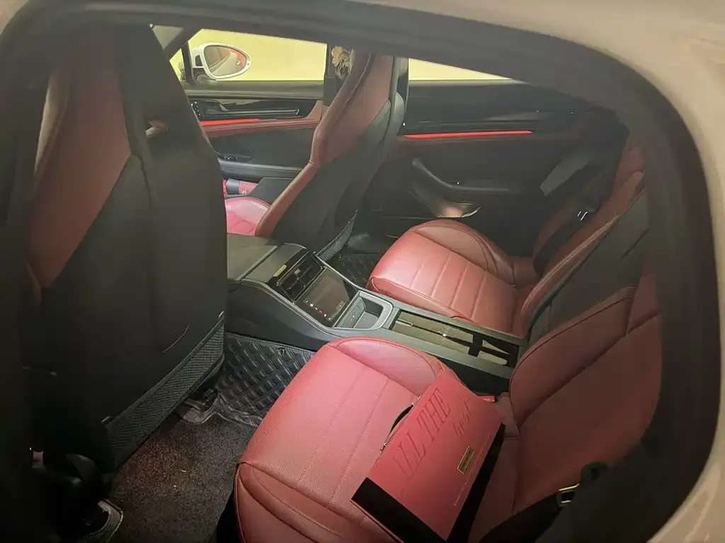 Porsche Panamera 2025 из CN, фото 3