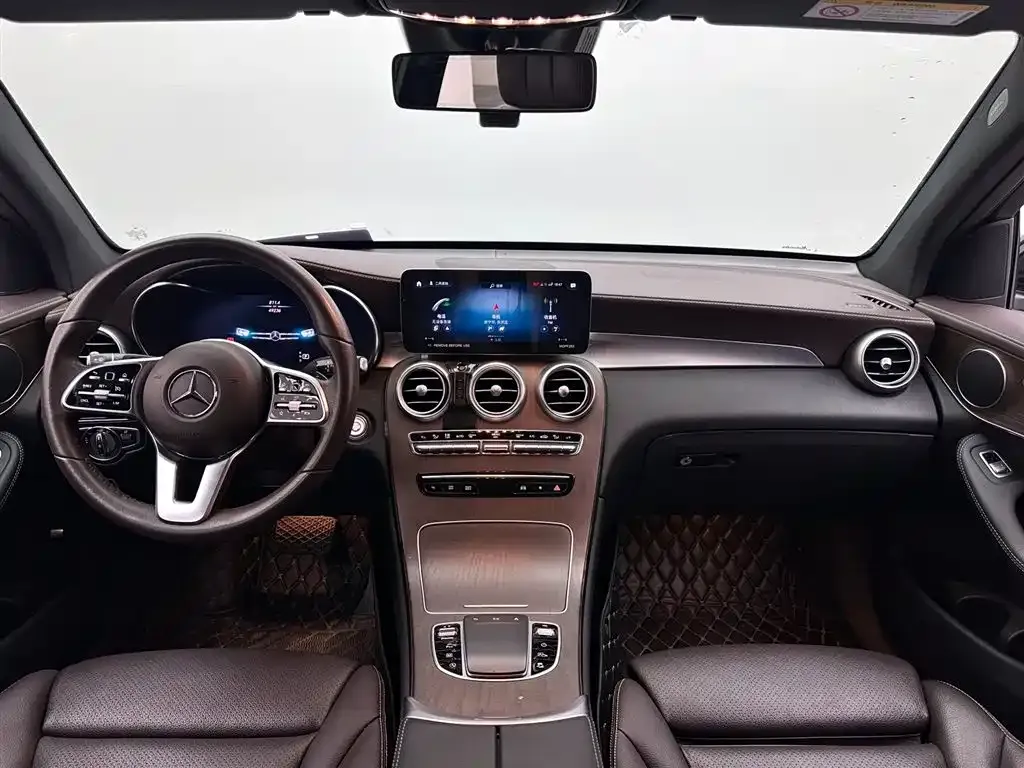Mercedes-Benz GLC — фото 10