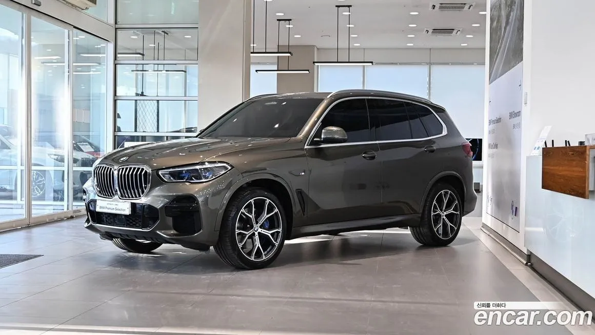 BMW X5 — фото 1