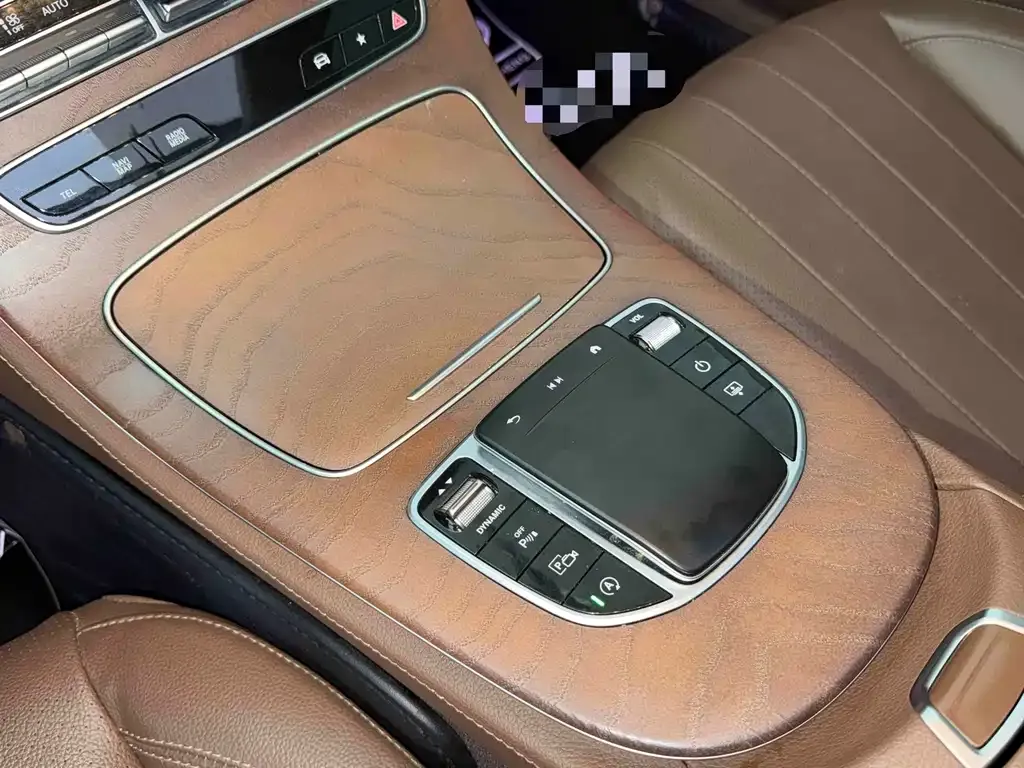 Mercedes-Benz E-Class 2021 из CN, фото 4