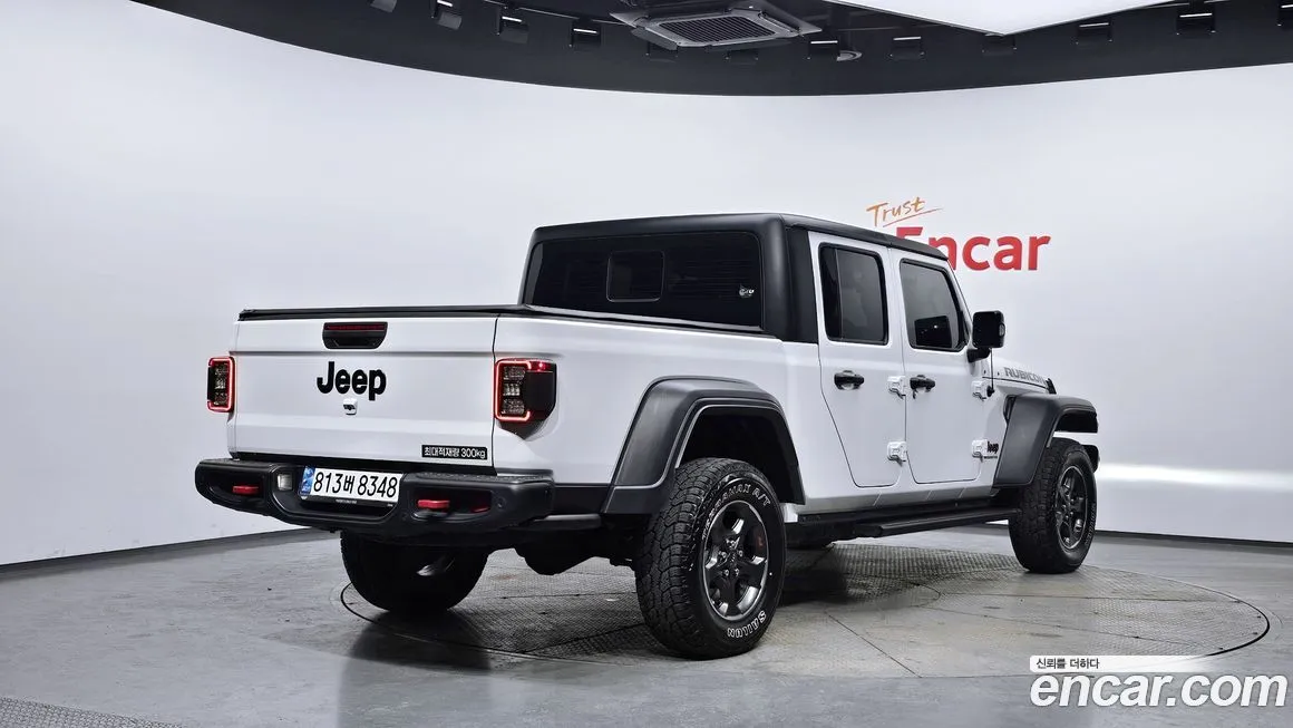Jeep Gladiator 2023 из KR, фото 10