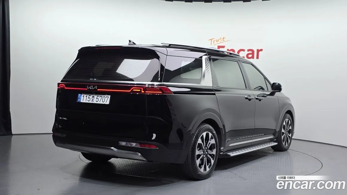 Kia Carnival 2023 из KR, фото 2