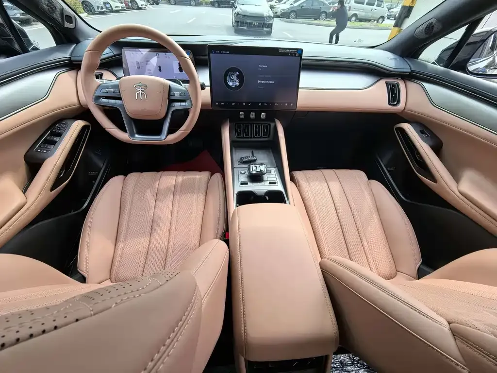 BYD L EV 2025 из CN, фото 2