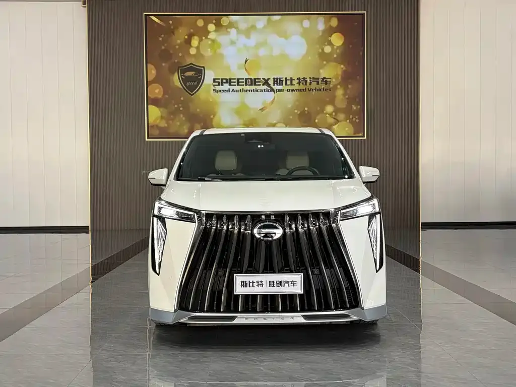 GAC Motor Trumpchi M8 — фото 10