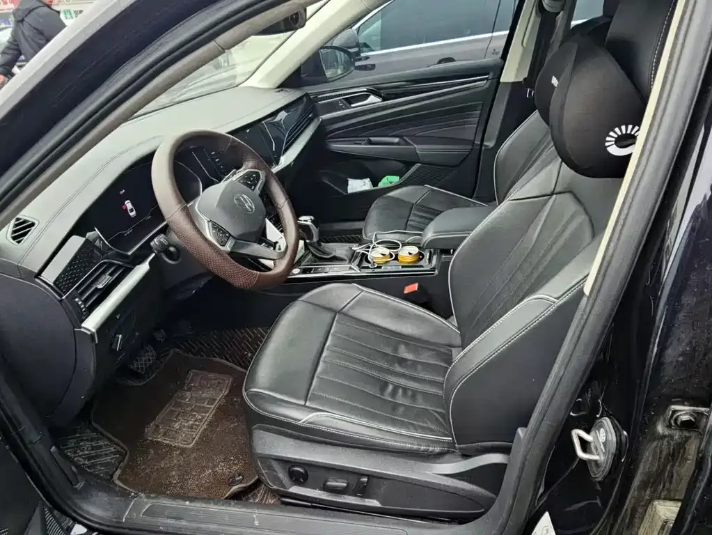 Volkswagen Passat — фото 4